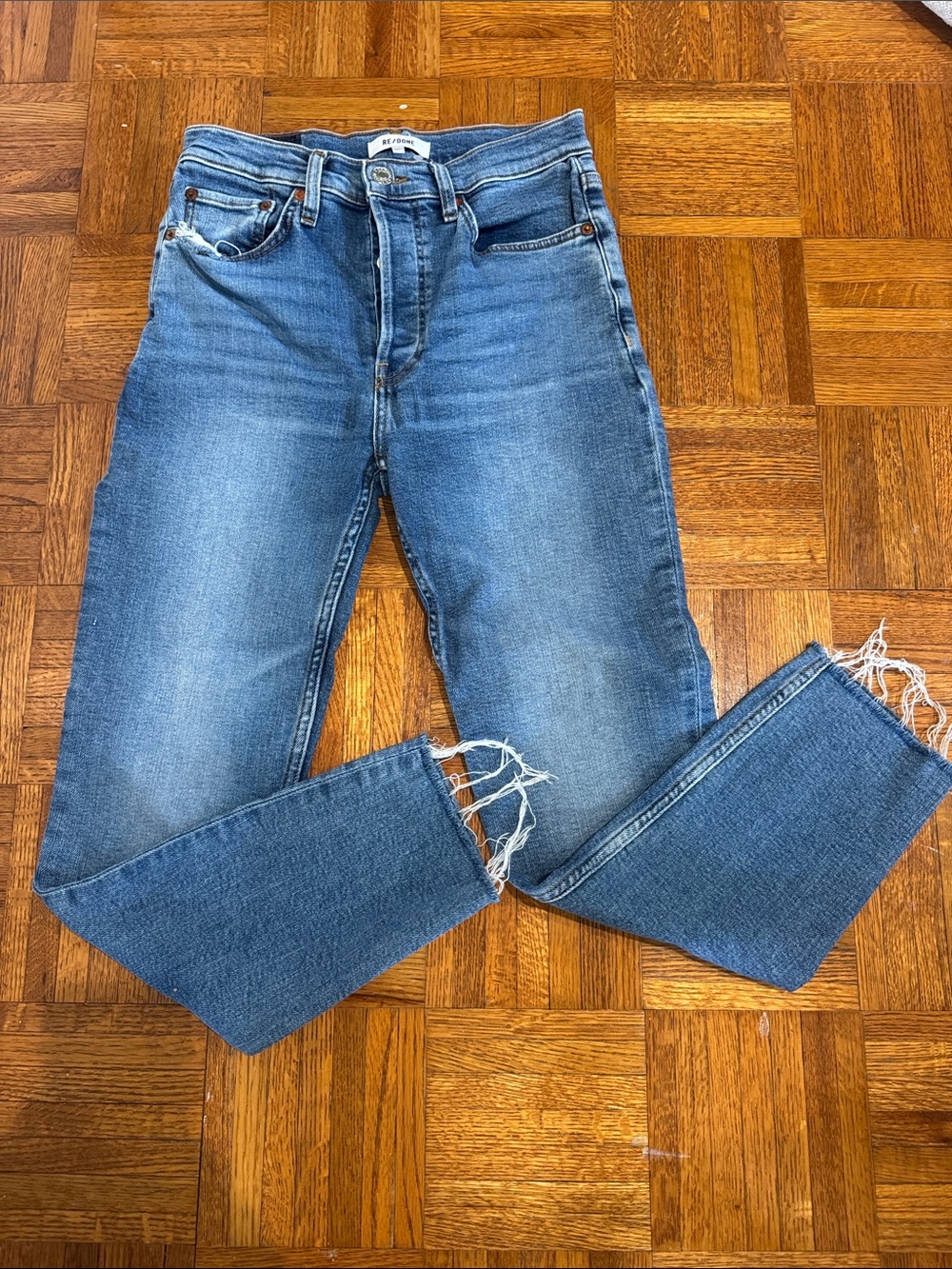 Re/Done High-Rise Medium Blue Jeans with Raw Frayed Hem